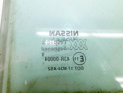 NISSAN MICRA K11 1.5D 99r 5D SZYBA DRZWI LEWY TYŁ 