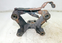 MB ACTROS MP4 12r EURO 5 ŁAPA WSPORNIK MOCOWANIE SILNIKA PRAWY PRZÓD 