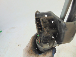 AUDI 80 B4 2.0 92 MECHANIZM WYCIERACZEK 0390241097