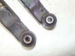 RENAULT KOLEOS I 2.0 DCI 09r WAHACZ TYŁ DOLNY LEWY