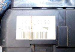 VOLVO V40 S40 1.9D 02r SKRZYNKA BEZPIECZNIKÓW 30889989