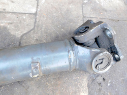 MERCEDES 2628 ECONIC 01r WAŁ WAŁEK POMPY HYDRAULICZNEJ 53CM