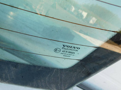 VOLVO S60 I 2,4 D5 2003r SZYBA TYŁ TYLNA