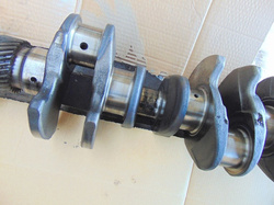 VOLVO FL6 220 03r D6B WAŁ KORBOWY 