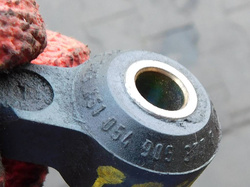 VW PASSAT B5 1.8 97r CZUJNIK STUKOWY KS1054905377G