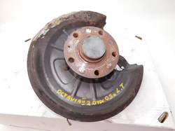 SKODA OCTAVIA II 2005r ZWROTNICA PIASTA LEWY TYŁ