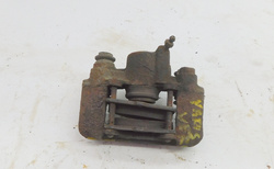 TOYOTA YARIS VERSO 1.4 ZACISK PRAWY TYŁ 