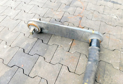 MB ACTROS MP4 12r EURO 5 DRĄŻEK REAKCYJNY STABILIZATOR TYŁ 