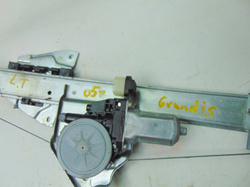 MITSUBISHI GRANDIS 05r PODNOŚNIK SZYBY TYŁ LEWY