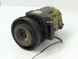 AUDI A4 B5 1.6 94-01 KOMPRESOR SPRĘŻARKA POMPA KLIMATYZACJI 4D0260808