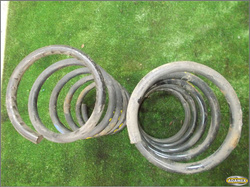 VOLVO V70 2.4B 01r - SPRĘŻYNA TYŁ