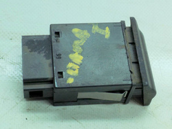 SKODA OCTAVIA I PRZEŁĄCZNIK KLAPKI WLEWU PALIWA