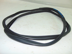 SUBARU OUTBACK 09-14 USZCZELKA DRZWI PRAWY PRZÓD