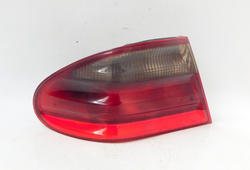 MERCEDES W210 LIFT SEDAN 2.2 CDI 01r LAMPA LEWY TYŁ SEDAN A2108203364