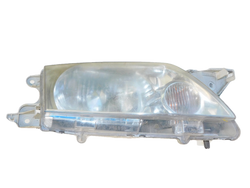 MAZDA PREMACY I LIFT 2.0DITD 02r LAMPA PRZÓD PRAWY