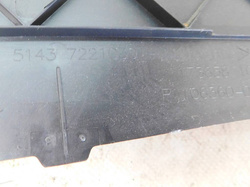 BMW F20 120i 18r OBUDOWA OSŁONA ZAŚLEPKA SŁUPKA PRAWY TYŁ 7221030