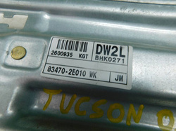 HYUNDAI TUCSON 2005r PODNOSNIK SZYBY LEWY TYŁ