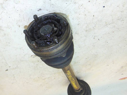 SEAT CORDOBA II 1.4 60KM 00r PÓŁOŚ NAPĘDOWA LEWA