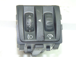 RENAULT GRAND SCENIC II 1.9DCI 05r REGULACJA LAMP