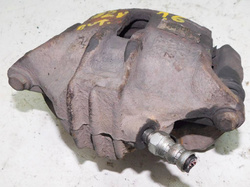 CITROEN XSARA II 1.6 109KM 02r ZACISK PRZÓD PRAWY