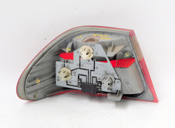 MERCEDES W210 LIFT SEDAN 2.2 CDI 01r LAMPA PRAWY TYŁ A2108203464