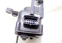 HYUNDAI COUPE TIBURON II 07r TEMPOMAT AUTOMAT