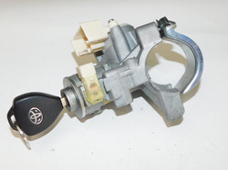 TOYOTA AVENSIS T27 III 09r STACYJKA + KLUCZYK