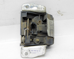 MERCEDES ML W163 2.7CDI 00r ZAMEK RYGIEL KLAPY BAGAŻNIKA TYŁ 