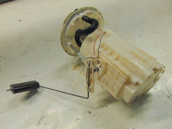 RENAULT MEGANE II DCI 04r CZUJNIK POZIOMU PALIWA 