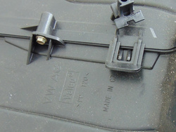 AUDI A3 II 8P 3D 2.0FSI 04r NAGRZEWNICA VALEO EU