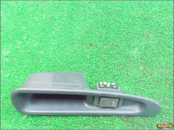 VOLVO V40 1.9TD 98r - PRZEŁĄCZNIK SZYBY PRAWY