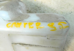 MITSUBISHI CANTER 3.3 TD 95r ZBIORNIK PŁYNU SPRYSKIWACZY