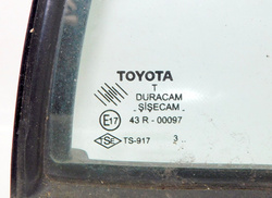 TOYOTA COROLLA E12 2.0 90KM SZYBA DRZWI PRAWY TYŁ TRÓJKĄT KOMBI