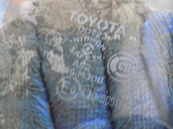 TOYOTA LAND CRUISER J95 97 SZYBA DRZWI PRAWY TYŁ