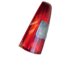 VOLVO V70 2002r LAMPA LEWY TTŁ