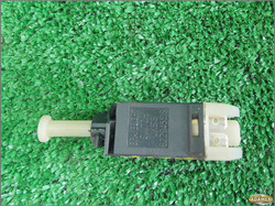 SEAT CORDOBA I 1.6 8V 94r - CZUJNIK STOP