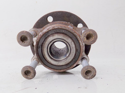 AUDI TT 8J 2.0TFSI 06-14 PIASTA PRAWA PRZÓD