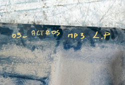 MB ACTROS MP3 MP2 NADKOLE OSŁONA KOŁA LEWY PRZÓD A9435203422