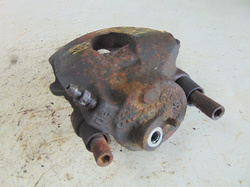 SKODA OCTAVIA I 1.9TDI 98r ZACISK LEWY PRZÓD