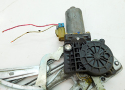 MERCEDES ML W163 2.7CDI 00r MECHANIZM PODNOŚNIK SZYBY LEWY PRZÓD 