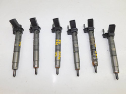 BMW X5 F15 X6 F16 F10 G30 F01 WTRYSKIWACZ 0445118