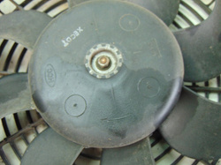 HYUNDAI SANTA FE I 2.4 02r WENTYLATOR CHŁODNICY 