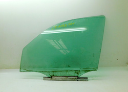 MERCEDES ML W163 2.7 CDI 00r SZYBA DRZWI LEWY PRZÓD 