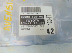  TOYOTA AVENSIS T22 2.0 D 01r - KOMPUTER SILNIKA 