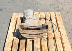 MB ACTROS MP3 MP2 ZACISK HAMULCOWY LEWY TYŁ