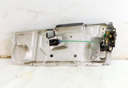 MERCEDES ECONIC 957.661 03r OM906 KLAMKA ZAMEK DRZWI LEWY PRZÓD 