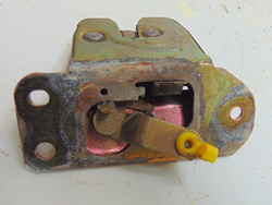 VOLVO S40 1.8 LIFT 01r ZAMEK KLAPY SEDAN