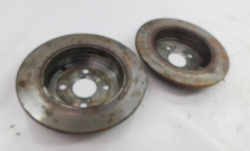 TOYOTA COROLLA TS E12 05r 1.8 192KM LIFT TARCZE PRZÓD PARA 