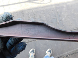 BMW E46 2.0D 1998r LISTWA POD LAMPĘ LEWY PRZÓD