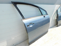 CITROEN C4 I 1.4B HB 2005r DRZWI PRAWE PRZEDNIE  